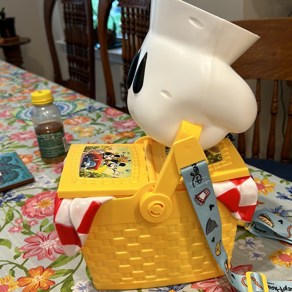 Disney’s runaway railroad, Mickey picnic basket popcorn bucket - Picture 8 of 9